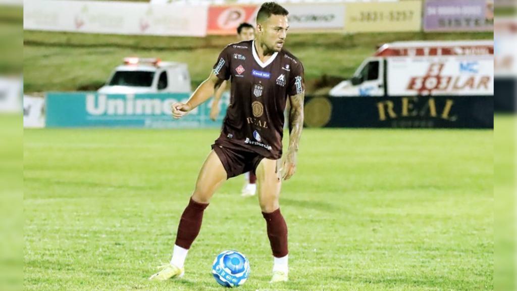 Diretoria do CAP anuncia lateral direito com boa passagem pelo clube; atacante querido pela torcida pode chegar   